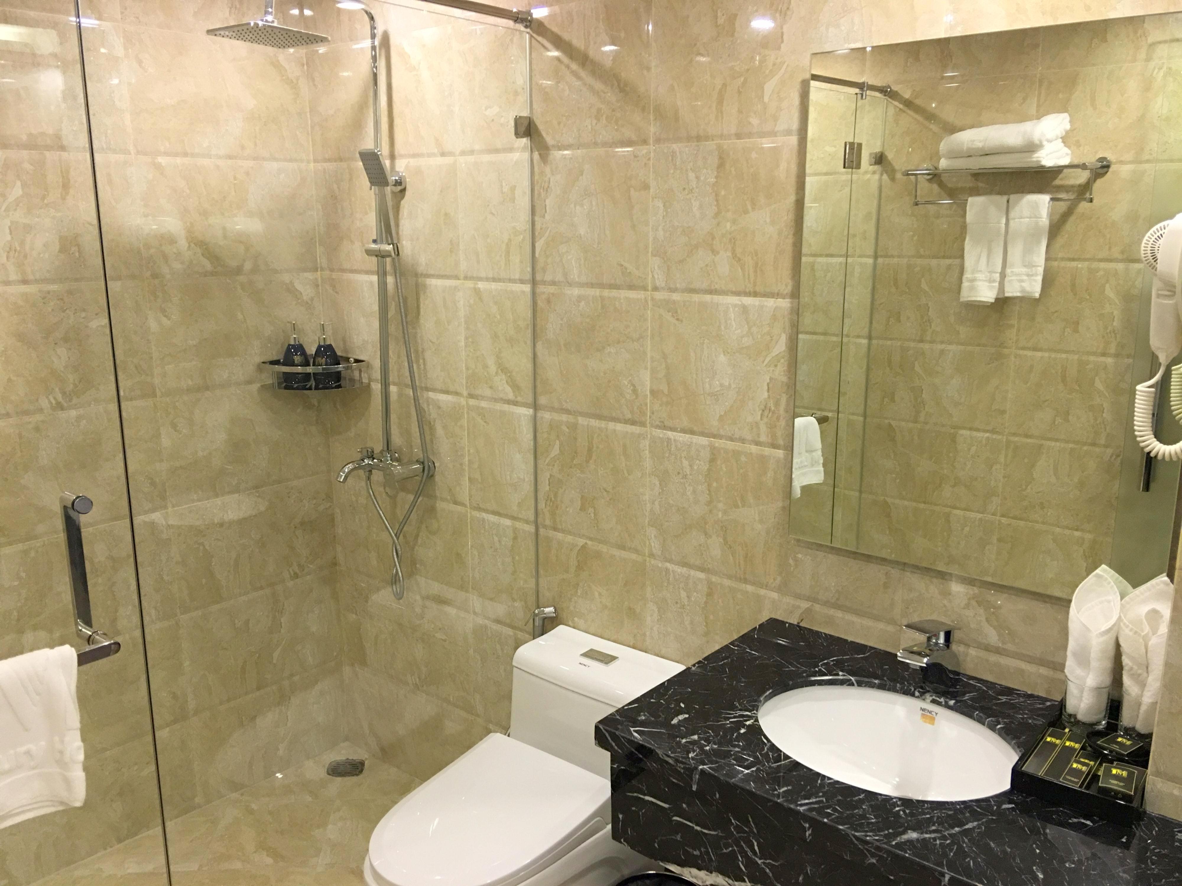 T&M Luxury Hotel Hanoi Buitenkant foto