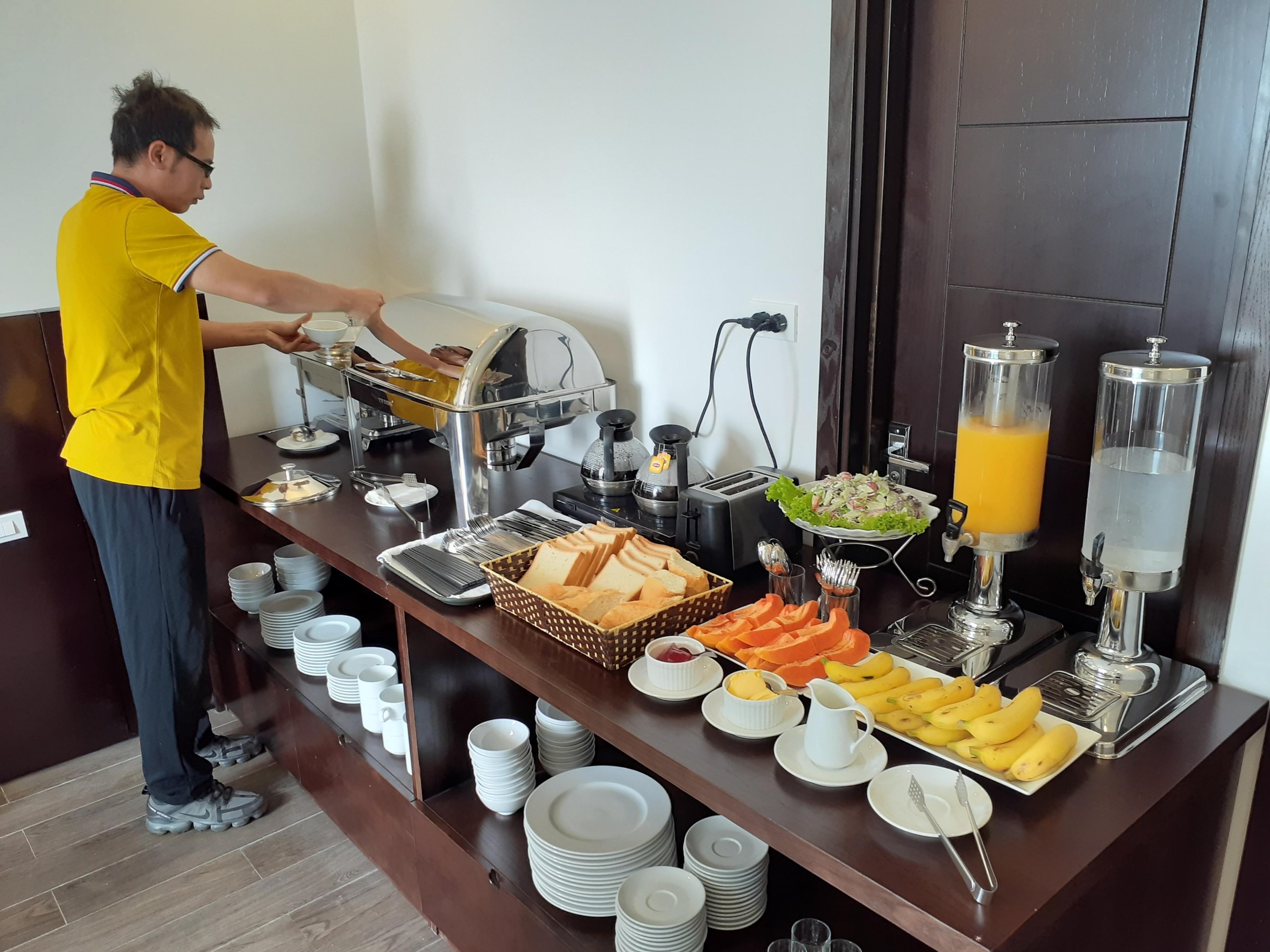 T&M Luxury Hotel Hanoi Buitenkant foto