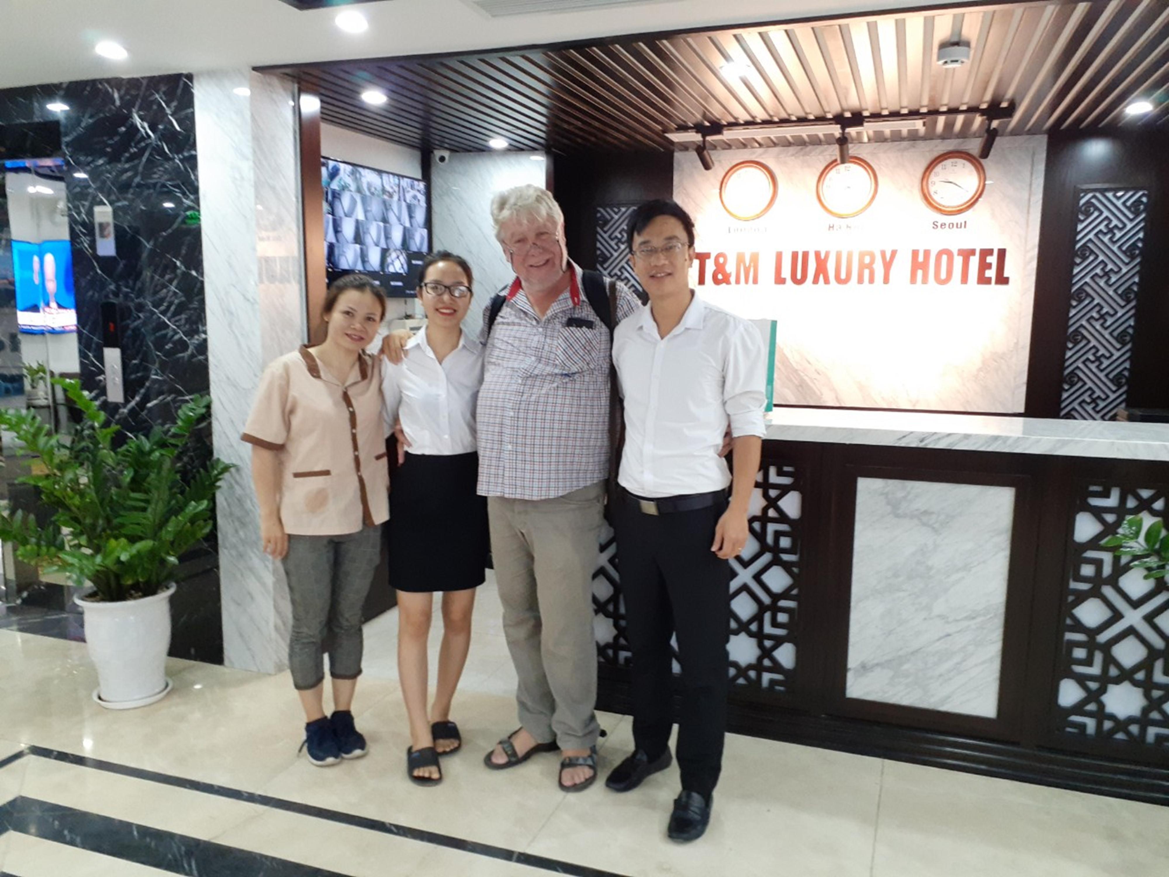 T&M Luxury Hotel Hanoi Buitenkant foto
